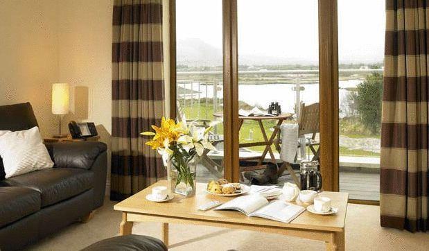 Golden'S Cove Apartments At Sneem Hotel חדר תמונה